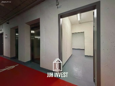 Pronájem skladového prostoru 27 m²