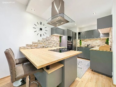Pronájem bytu 2+kk 62 m²