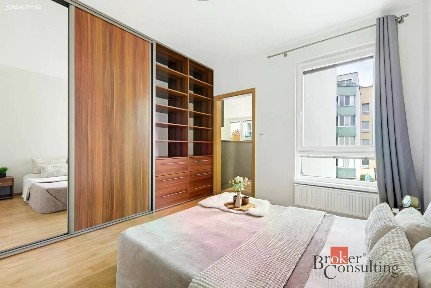Pronájem bytu 2+kk 62 m²