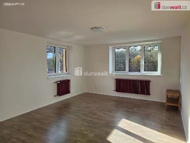Pronájem bytu 1+kk 30 m²