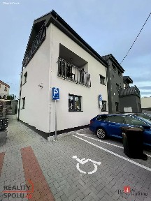 Pronájem bytu 1+kk 33 m²