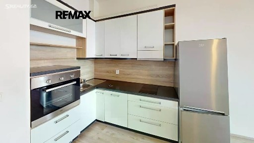 Pronájem bytu 1+kk 38 m²