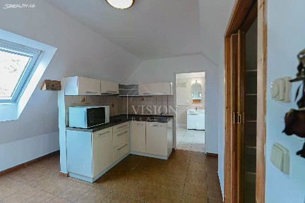 Pronájem bytu 1+kk 40 m²