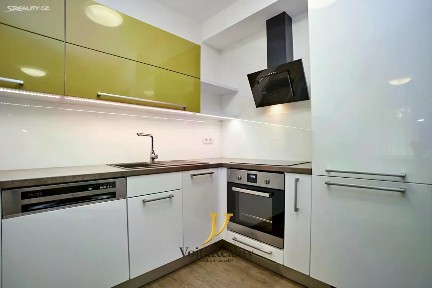 Pronájem bytu 3+kk 89 m²