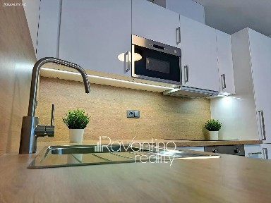 Pronájem bytu 1+kk 21 m²