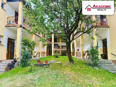 Prodej bytu 2+1 90 m²