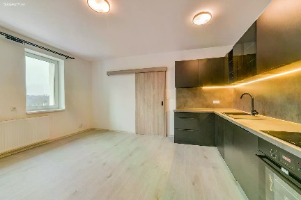 Pronájem bytu 3+kk 75 m²