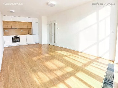Pronájem bytu 2+kk 55 m²