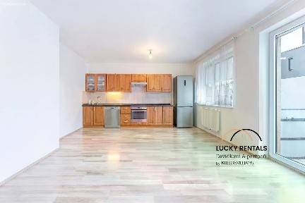 Pronájem bytu 3+kk 68 m²