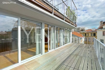 Pronájem bytu 4+kk 229 m²