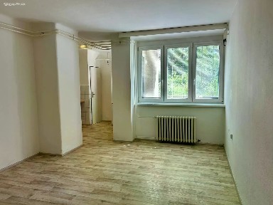 Pronájem bytu 1+kk 29 m²