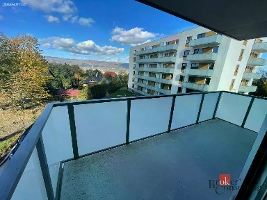 Pronájem bytu 3+kk 62 m²