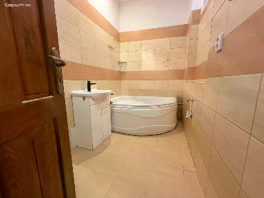 Pronájem bytu 1+kk 30 m²