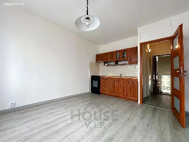 Pronájem bytu 2+kk 37 m²