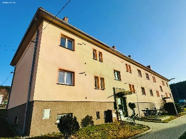 Odborářů, Březová
