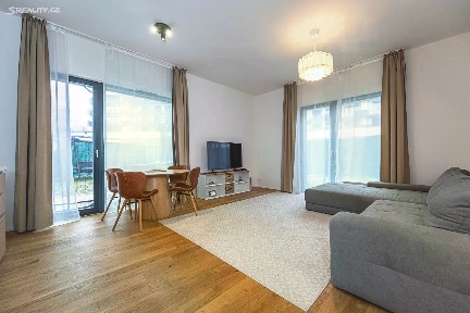 Pronájem bytu 3+kk 77 m²