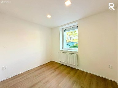 Pronájem bytu 3+kk 82 m²