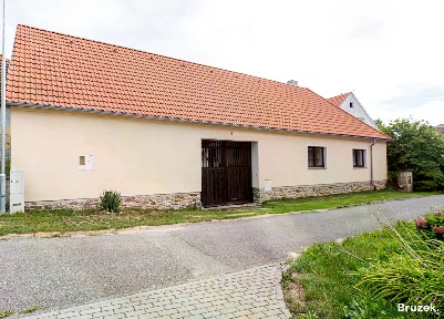 Drhovle - Pamětice