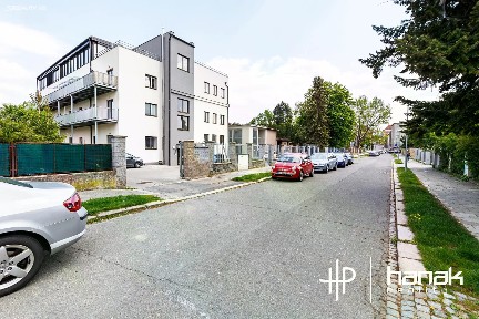 Pronájem bytu 2+kk 55 m²