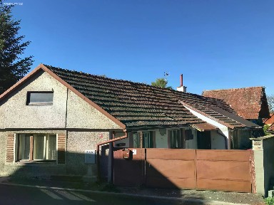 Na Ohrádkách, Dymokury