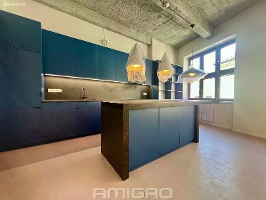 Pronájem bytu 3+kk 77 m²