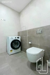 Pronájem bytu 1+kk 38 m²