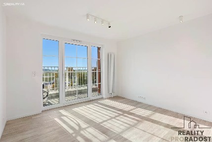 Pronájem bytu 1+kk 30 m²