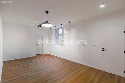 Pronájem bytu 2+kk 35 m²