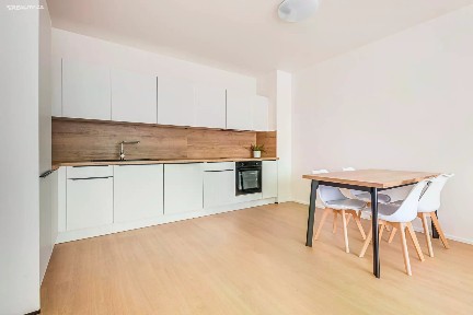 Pronájem bytu 4+kk 105 m²