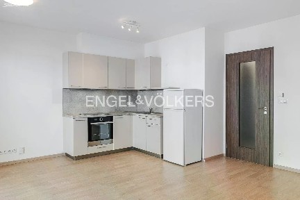Pronájem bytu 1+kk 39 m²