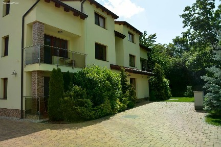 Pronájem bytu 3+kk 95 m²