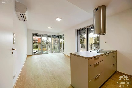 Pronájem bytu 3+kk 72 m²