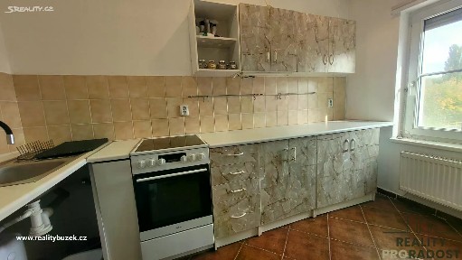 Pronájem bytu 1+1 65 m²