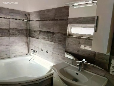 Pronájem bytu 3+kk 140 m²