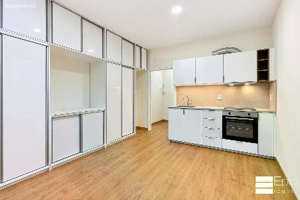 Pronájem bytu 1+kk 23 m²