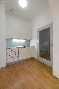 Pronájem kanceláře 82 m²