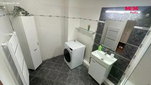 Pronájem bytu 3+kk 64 m²