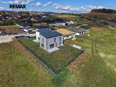 Prodej bytu 4+kk 104 m²