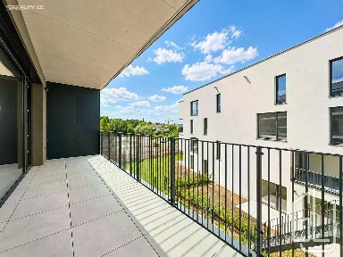 Pronájem bytu 3+kk 100 m²