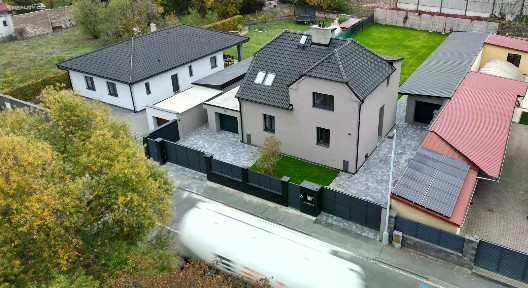 Prodej rodinného domu 142 m², pozemek 991 m²