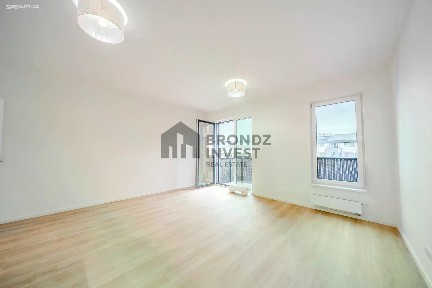 Pronájem bytu 1+kk 37 m²