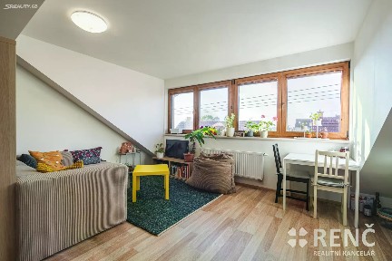 Pronájem bytu 3+kk 58 m²