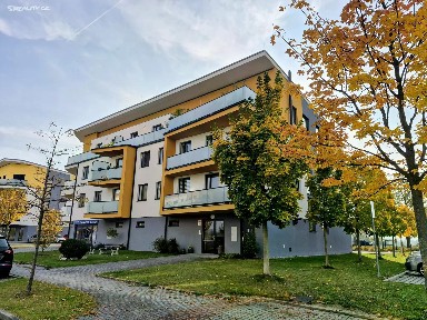 Pronájem bytu 3+kk 89 m²