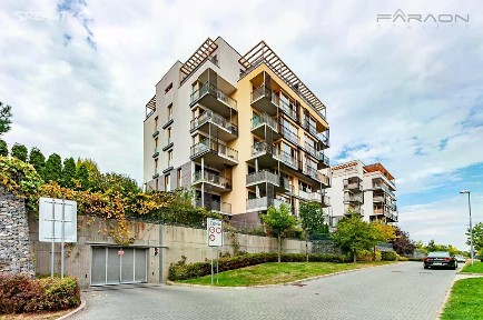 Prodej bytu 2+kk 70 m²