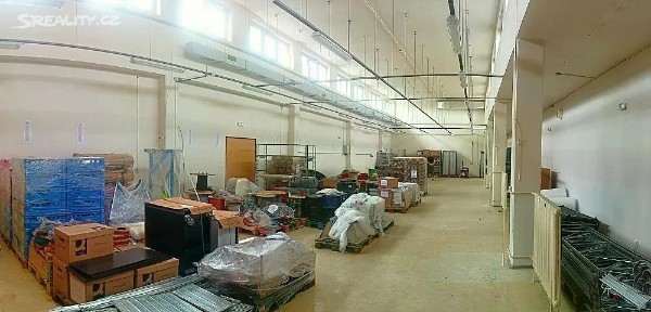 Pronájem skladového prostoru 250 m²