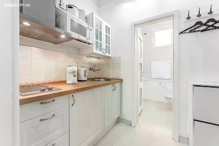 Pronájem bytu 1+kk 25 m²