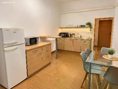 Pronájem bytu pokoje 30 m²
