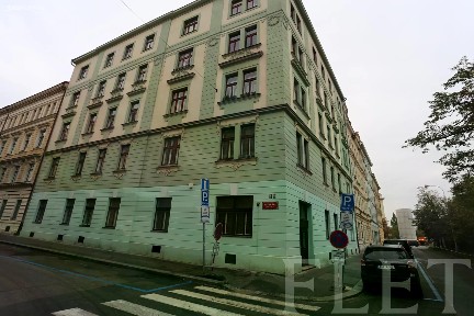 Pronájem kanceláře 122 m²