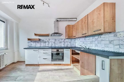 Pronájem bytu 3+1 77 m²