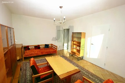 Pronájem bytu 1+1 38 m²